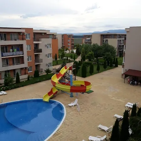 In Holiday Fort Golf Club