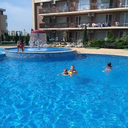 In Holiday Fort Golf Club Апартаменты