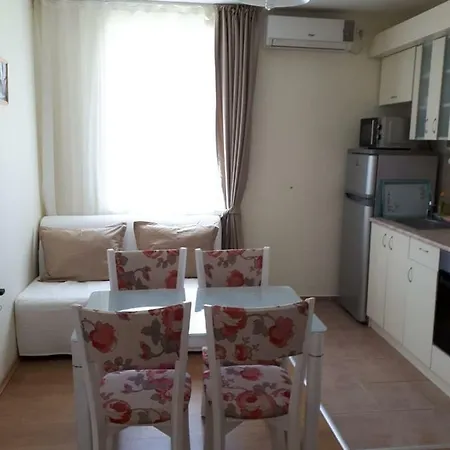 In Holiday Fort Golf Club Апартаменты *