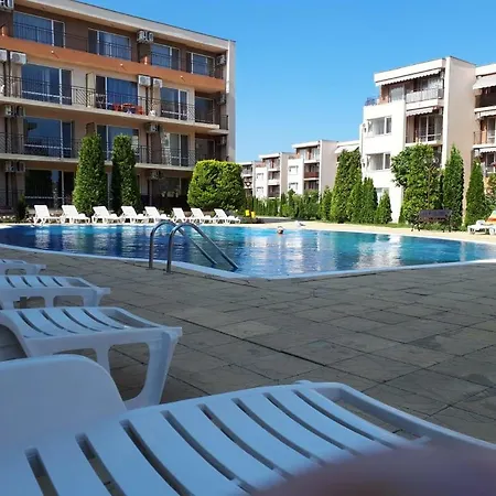 In Holiday Fort Golf Club Апартаменты